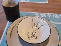 -临界音乐酒馆·小龙虾·江湖菜(华熙LIVE·鱼洞店)