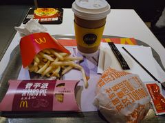 -麦当劳(世界城广场店)