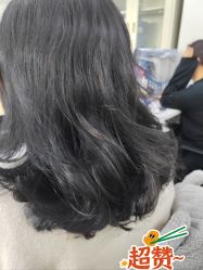 -Hair Co.一间沙龙