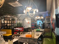 大堂-美膳居川菜馆油焖大虾烧烤(卓刀泉店)