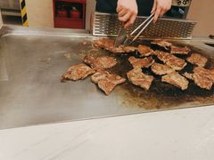 -享遇.锅姥姥牛排海鲜自助(小寨店)