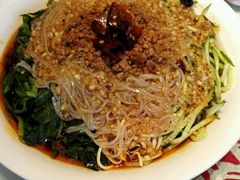 -吴记酱骨炖菜馆(西大直街店)