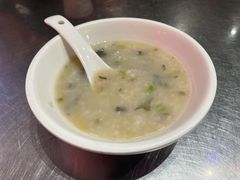 皮蛋粥-陈鹏鹏潮汕菜(宝安机场T3航站楼店)