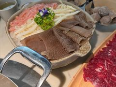 -左庭右院鲜牛肉火锅(浦江欢乐颂店)