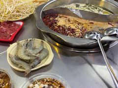 -储奇门鳝鱼火锅(总店)