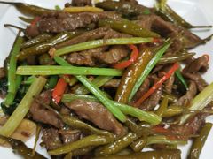 -香港新发烧腊茶餐厅(万象店)
