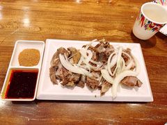 新疆手抓羊肉-清真·玛丽亚新疆菜主题餐厅(浙江中路店)