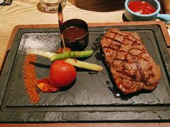 经典牛扒-原石牛扒·约会餐厅(龙城万科里店)
