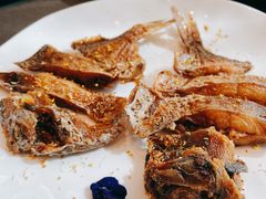 酥脆熏鲳鱼-望乡楼上海菜(日月光店)