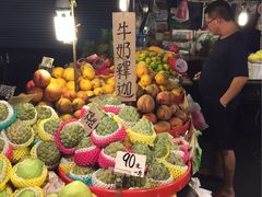 -六合夜市
