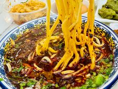 -伊穆祥牛肉面总店·清真