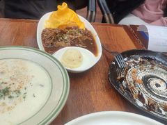 -玛格萝妮比萨屋(四平店)