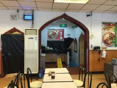 大堂-西部马华清真兰州牛肉面·烧烤夜市(关东店)
