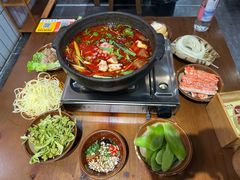 -黔有有贵州酸汤夺夺粉火锅(五味十字店)