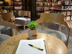 -独秀书房(出版大厦店)