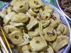 -梁老三麻辣鸡头总店