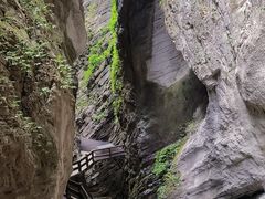 -龙水峡地缝景区