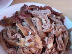 -闫家驴肉老店(华电一校店)