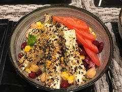 豆腐混合沙拉-野萃山·潮汕厚果汁(十亩地店)