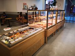 面包甜点陈列柜-石头先生的烤炉(济南领秀城贵和店)