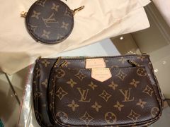 -LV路易威登(贵和购物中心店)