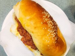 招牌咸牛肉芝士猪仔包-华嫂冰室(尖沙咀店)