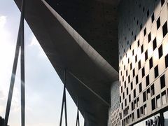 -东浩兰生上海世博展览馆