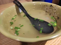 -香山胡记吴江路生煎(灵山路店)