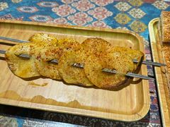 -乡村馕坑肉·烧烤·新疆菜·本地人更爱吃(阿勒泰首店)