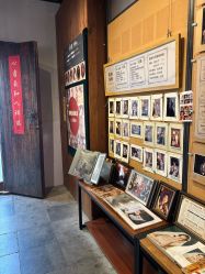 -城南旧影 旗袍全家福摄影写真体验馆