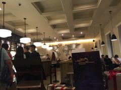 大堂-星巴克臻选(广州沙面店)