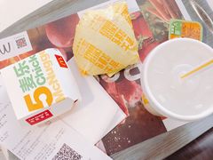 吉士汉堡中套餐-麦当劳(宾水西道店)