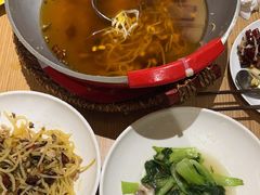 -渝信川菜 · 川味家常菜(财富购物中心店)