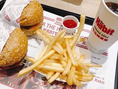 -The Habit Burger Grill 哈比特汉堡(爱琴海店)