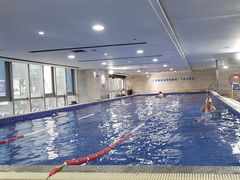 -小蓝鲸游泳培训基地(石景山店)