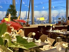 -鲜璟台·地标景观餐厅(上海中心店)