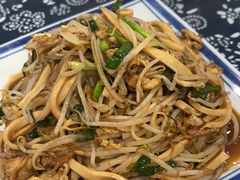 -八两八金·莱芜特色炒鸡(市南漳浦路店)