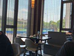 靠窗位-新概念东北菜(场北店)