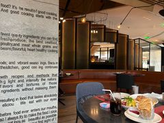-WOLFGANG PUCK KITCHEN & BAR(迪士尼小镇店)