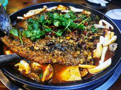 -重庆鸡公煲·青锅花椒鱼(牡丹江路店)