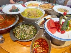 -有红鸡毛店·川菜(建设路店)