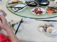-鹏城人家海鲜酒家·23年老字号(较场尾店)