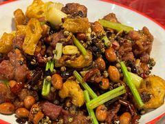 -冯烫烫跷脚牛肉·川菜小馆(武胜西街店)