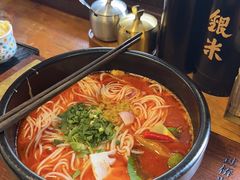 -银米·云南传统过桥米线(双廊黑金冠店)
