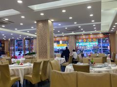 -粤盛海鲜平价店(洛溪食街店)
