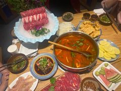 -黔诚多彩火锅(甲秀楼店)