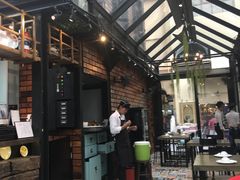 -The Dishes Seafood & Restaurant