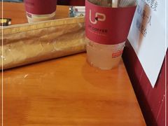 -西西弗书店&矢量咖啡(静安大悦城店)