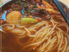 -卓雅桂林米粉
