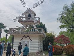 -玄武湖景区-情侣园游乐场